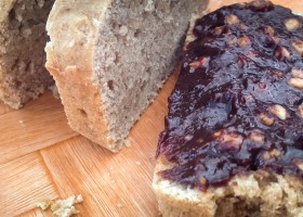 Banánový chlieb s avokádovou „nutellou“